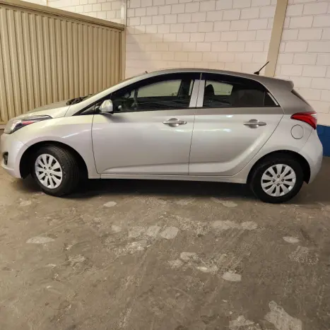 HYUNDAI HB 20 Hatch 1.6 16V 4P FLEX COMFORT PLUS AUTOMTICO, Foto 7