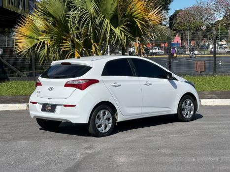 HYUNDAI HB 20 Hatch 1.6 16V 4P FLEX COMFORT PLUS AUTOM�TICO, Foto 5