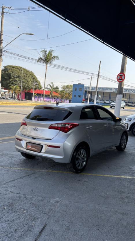 HYUNDAI HB 20 Hatch 1.0 12V 4P FLEX COMFORT, Foto 2
