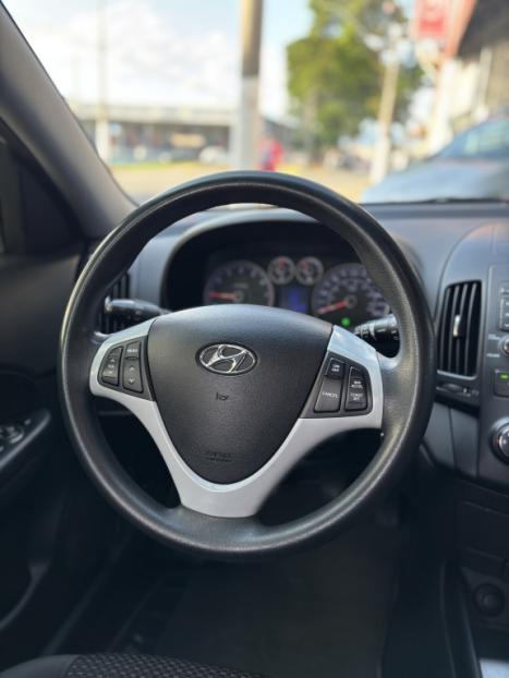 HYUNDAI I30 2.0 16V 4P, Foto 6