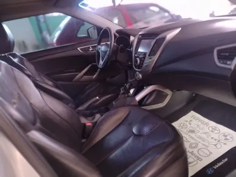 HYUNDAI Veloster 1.6 16V 3P AUTOM�TICO, Foto 4