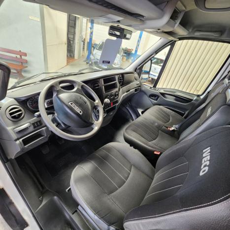 IVECO Daily 35S14 DIESEL CHASSI CABINE TURBO INTERCOOLER, Foto 10