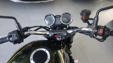 KAWASAKI Z 900 RS, Foto 5