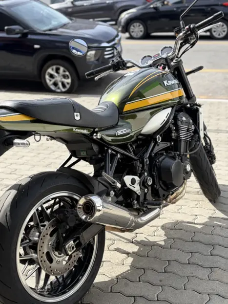 KAWASAKI Z 900 RS, Foto 2