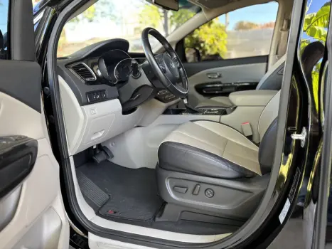 KIA Carnival 3.3 V6 4P EX  AUTOMTCIO, Foto 15