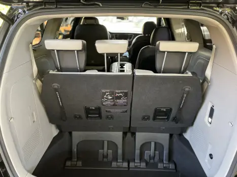 KIA Carnival 3.3 V6 4P EX  AUTOMTCIO, Foto 21