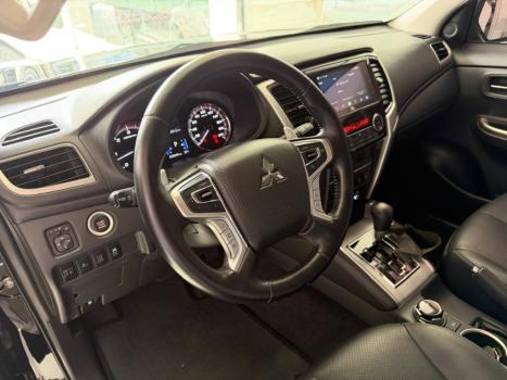 MITSUBISHI L 200 Triton 2.4 16V SPORT HPE-S 4X4 CABINE DUPLA TURBO DIESEL AUTOM�TICO, Foto 6