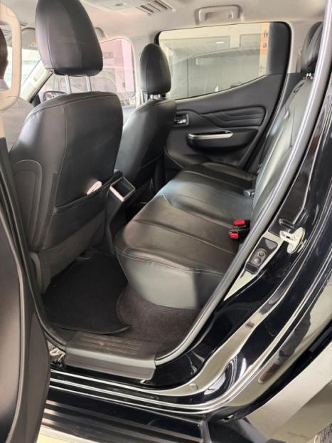 MITSUBISHI L 200 Triton 2.4 16V SPORT HPE-S 4X4 CABINE DUPLA TURBO DIESEL AUTOM�TICO, Foto 8