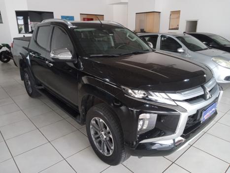 MITSUBISHI L 200 Triton 2.4 16V SPORT HPE-S 4X4 CABINE DUPLA TURBO DIESEL AUTOM�TICO, Foto 2