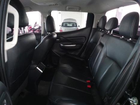 MITSUBISHI L 200 Triton 2.4 16V SPORT HPE-S 4X4 CABINE DUPLA TURBO DIESEL AUTOM�TICO, Foto 5