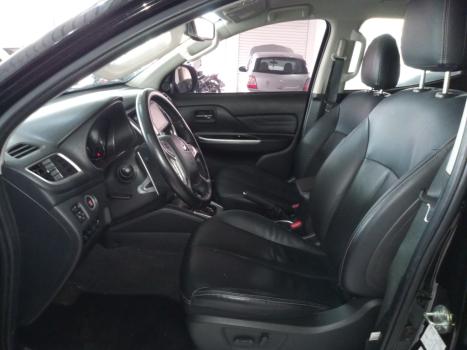 MITSUBISHI L 200 Triton 2.4 16V SPORT HPE-S 4X4 CABINE DUPLA TURBO DIESEL AUTOM�TICO, Foto 6
