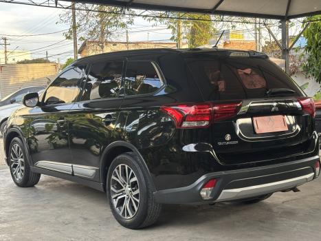 MITSUBISHI Outlander 2.0 16V 4P AUTOM�TICO, Foto 4