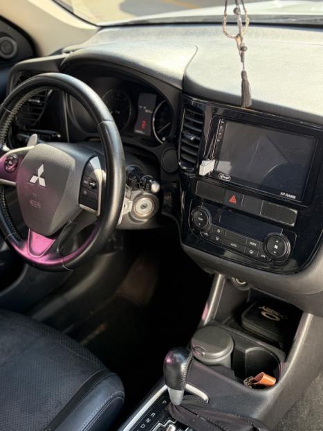 MITSUBISHI Outlander 2.0 16V 4P HPE AUTOM�TICO, Foto 5