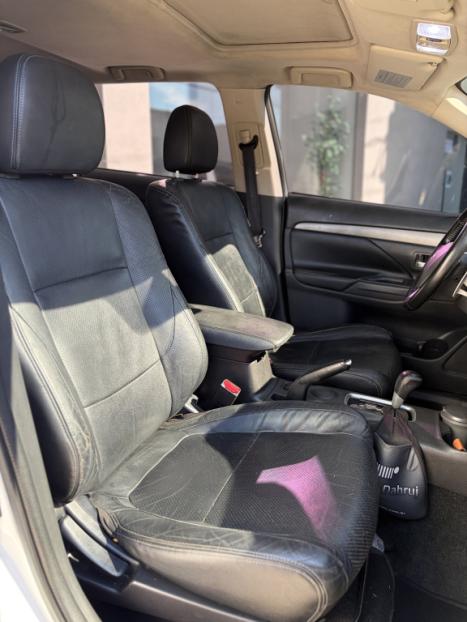 MITSUBISHI Outlander 2.0 16V 4P HPE AUTOM�TICO, Foto 7