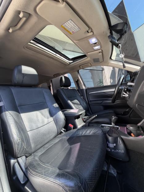 MITSUBISHI Outlander 2.0 16V 4P HPE AUTOM�TICO, Foto 8