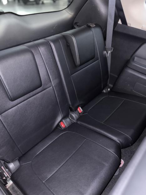 MITSUBISHI Outlander 2.2 16V 4P 4X4 DIESEL 7 LUGARES AUTOMÁTICO, Foto 3