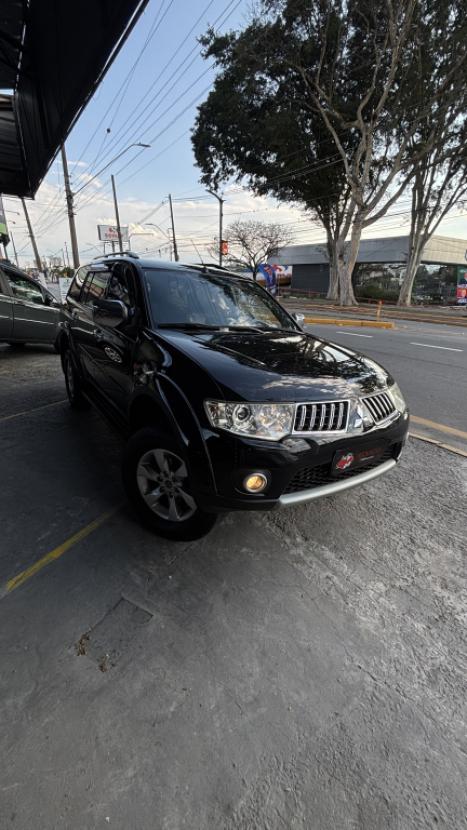 MITSUBISHI Pajero Dakar 3.2 16V 4P HPE 4X4  7 LUGARES TURBO INTECOOLER DIESEL AUTOMÁTICO, Foto 2