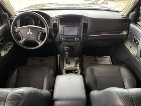 MITSUBISHI Pajero Full 3.8 V6 24V 4P HPE 4X4 AUTOMTICO, Foto 7