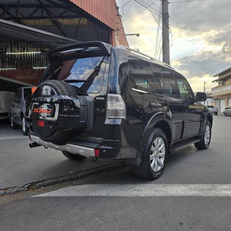 MITSUBISHI Pajero Full 3.8 V6 24V HPE 4X4 AUTOM�TICO, Foto 3