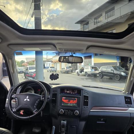 MITSUBISHI Pajero Full 3.8 V6 24V HPE 4X4 AUTOM�TICO, Foto 5