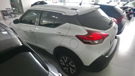 NISSAN Kicks 1.6 16V 4P FLEXSTART S X-TRONIC AUTOM�TICO CVT, Foto 5