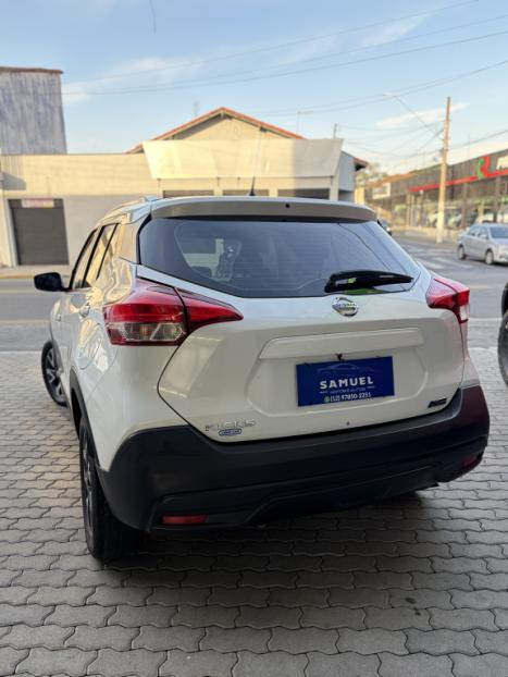 NISSAN Kicks 1.6 16V 4P FLEXSTART S X-TRONIC AUTOM�TICO CVT, Foto 2