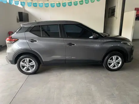 NISSAN Kicks 1.6 16V 4P FLEX ACTIVE X-TRONIC AUTOMÁTICO CVT, Foto 12
