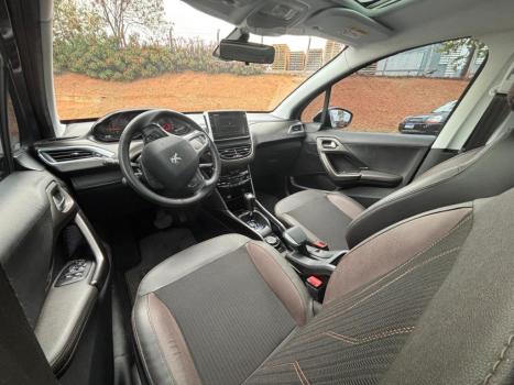 PEUGEOT 2008 1.6 16V 4P FLEX GRIFFE THP TURBO AUTOMTICO, Foto 5