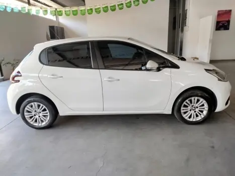 PEUGEOT 208 1.2 12V 4P ACTIVE FLEX, Foto 13