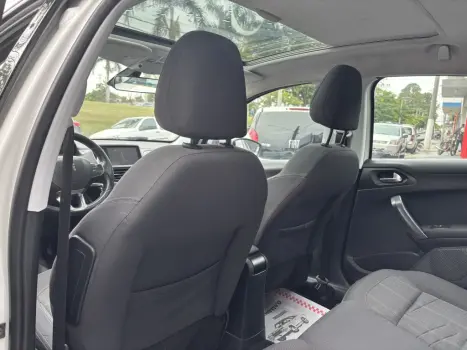 PEUGEOT 208 1.6 16V 4P FLEX GRIFFE, Foto 4