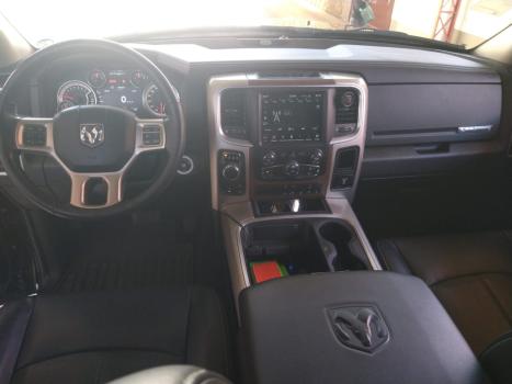 RAM Classic 5.7 V8 32V 4P HEMI LARAMIE AUTOMTICO, Foto 5