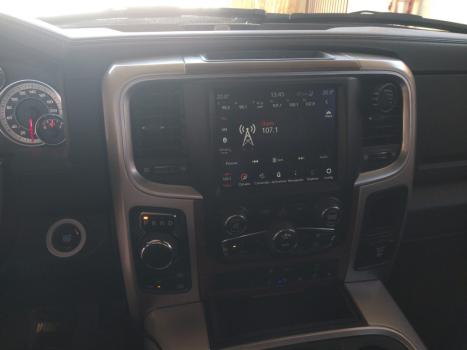 RAM Classic 5.7 V8 32V 4P HEMI LARAMIE AUTOMTICO, Foto 7