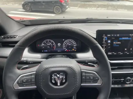 RAM Rampage 2.0 4P HURRICANE 4 TURBO R/T 4X4 AUTOM�TICO, Foto 4