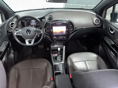 RENAULT Captur 1.3 16V 4P FLEX TCE ICONIC TURBO X-TRONIC AUTOM�TICO CVT, Foto 9
