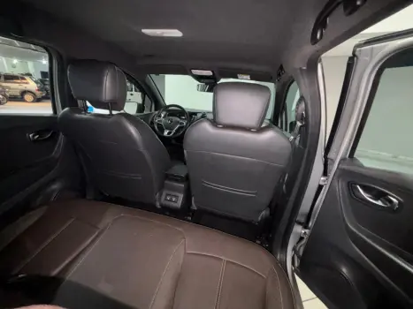 RENAULT Captur 1.3 16V 4P FLEX TCE ICONIC TURBO X-TRONIC AUTOM�TICO CVT, Foto 11