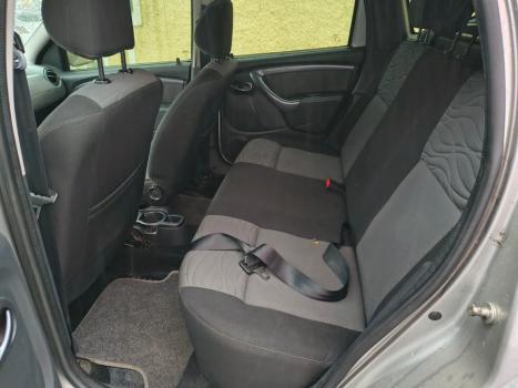 RENAULT Duster 2.0 16V 4P FLEX DYNAMIQUE AUTOM�TICO, Foto 4