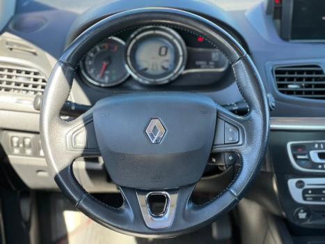 RENAULT Fluence 2.0 16V 4P FLEX DYNAMIQUE AUTOM�TICO, Foto 9