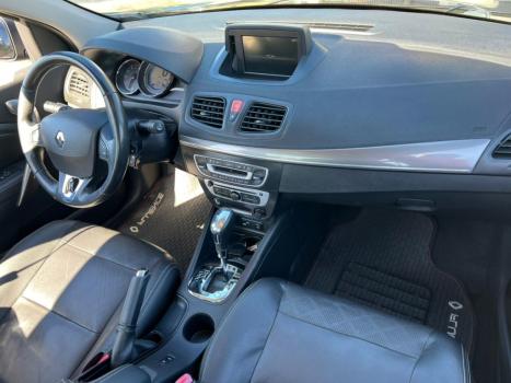 RENAULT Fluence 2.0 16V 4P FLEX DYNAMIQUE AUTOM�TICO, Foto 15