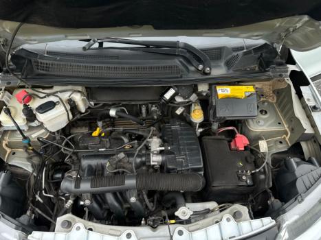 RENAULT Kwid 1.0 12V 4P SCE FLEX INTENSE, Foto 9