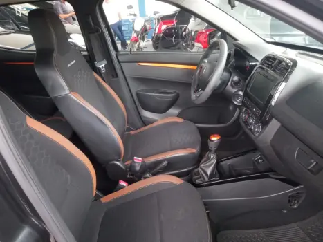 RENAULT Kwid 1.0 12V 4P SCE FLEX OUTSIDER, Foto 2