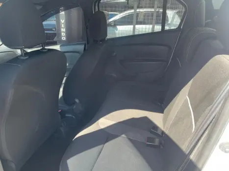 RENAULT Logan 1.0 12V 4P FLEX SCE ZEN, Foto 10