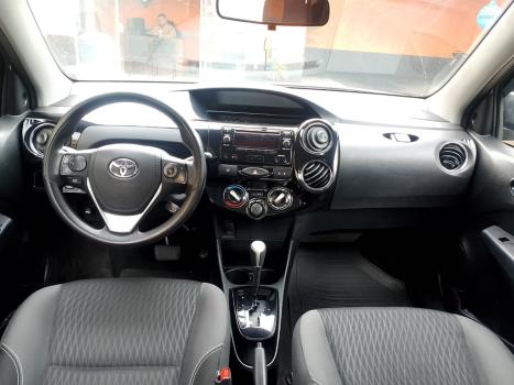 TOYOTA Etios Hatch 1.5 16V 4P FLEX XS AUTOM�TICO, Foto 10