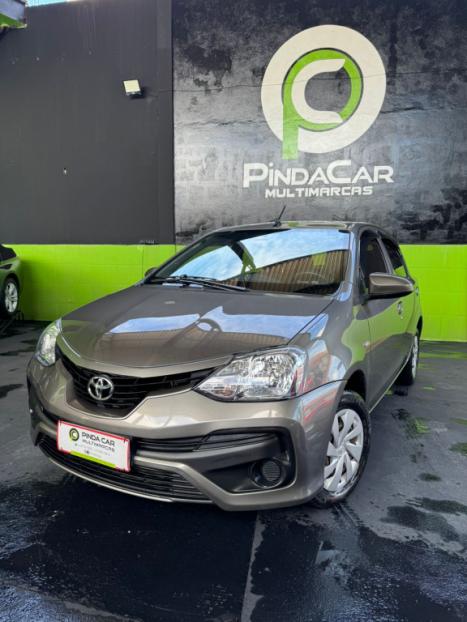 TOYOTA Etios Hatch 1.3 16V 4P FLEX X, Foto 2