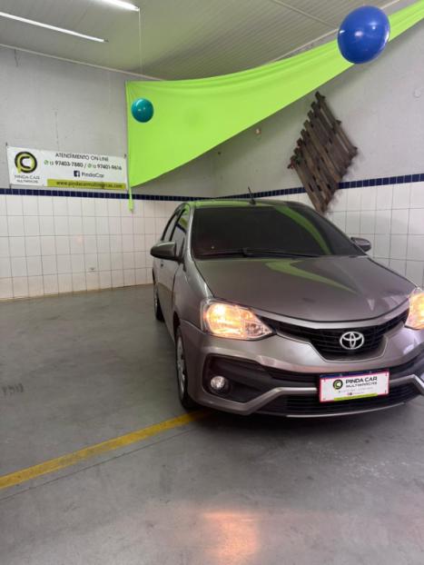 TOYOTA Etios Sedan 1.5 16V 4P FLEX XS, Foto 2