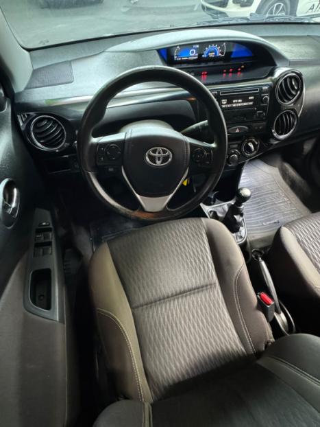 TOYOTA Etios Sedan 1.5 16V 4P FLEX XS, Foto 4