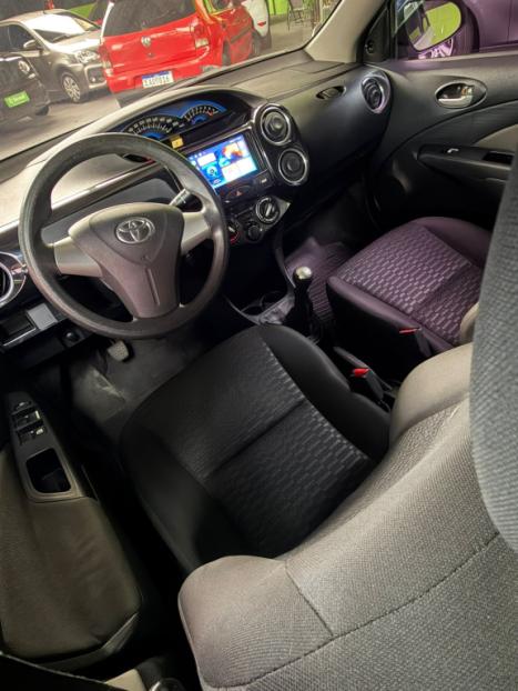 TOYOTA Etios Sedan 1.5 16V 4P FLEX XS, Foto 4