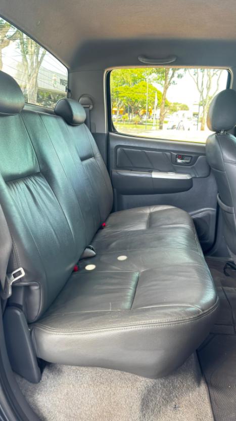TOYOTA Hilux Caminhonete 3.0 16V 4P 4X4 SRV TURBO DIESEL CABINE DUPLA AUTOMTICO, Foto 13