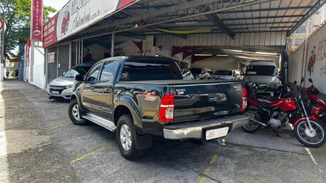 TOYOTA Hilux Caminhonete 3.0 16V 4P 4X4 SRV TURBO DIESEL CABINE DUPLA AUTOMTICO, Foto 2