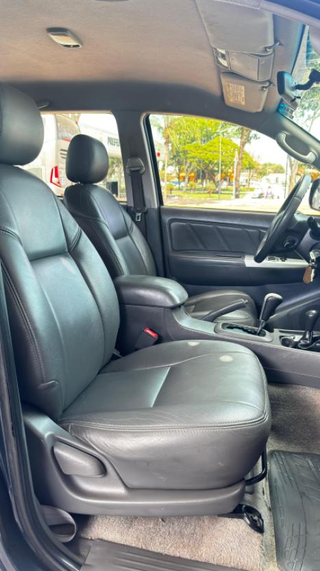 TOYOTA Hilux Caminhonete 3.0 16V 4P 4X4 SRV TURBO DIESEL CABINE DUPLA AUTOMTICO, Foto 12