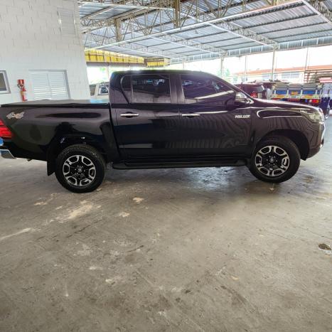 TOYOTA Hilux Caminhonete 2.8 16V SRV 4X4 DIESEL CABINE DUPLA AUTOM�TICO, Foto 8